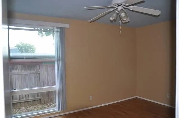 Building Photo - 6974 Ballinger Ave