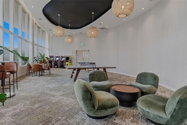 Building Photo - 711 NE 23rd Terrace