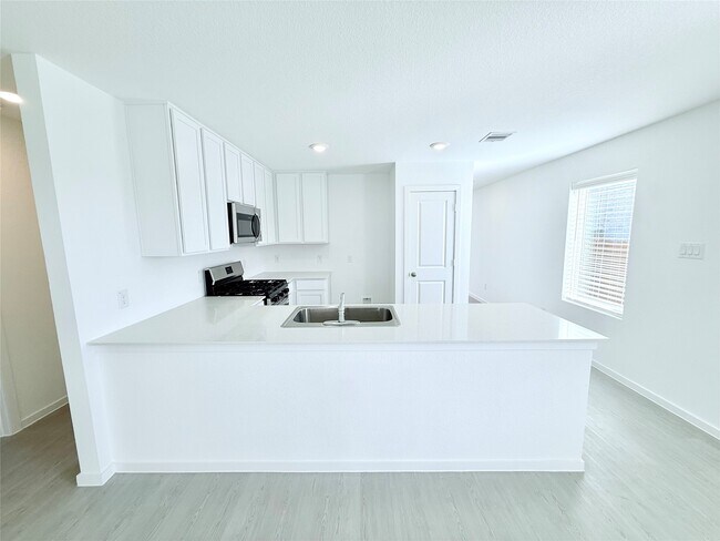 Building Photo - 7730 Lavender Jade Dr