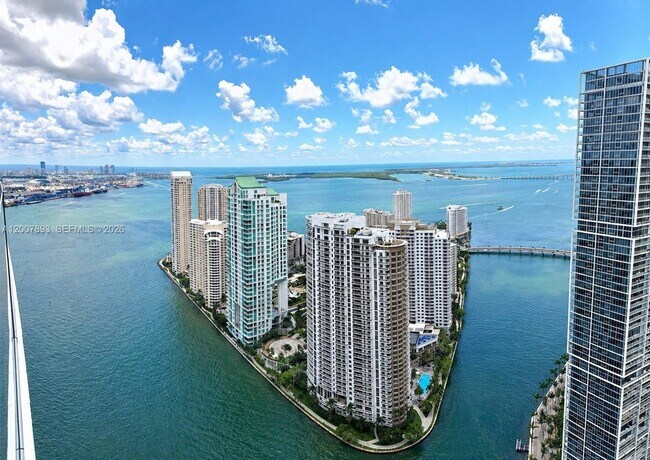 Building Photo - 300 Biscayne Blvd Way