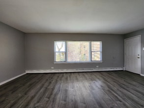 Building Photo - 6437 S Evans Ave