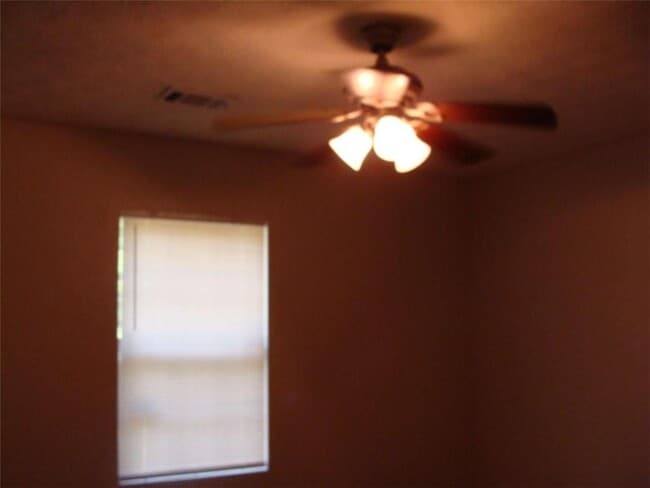 Building Photo - 3483 Fannin Dr