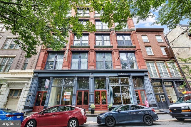 Building Photo - 313 Arch St