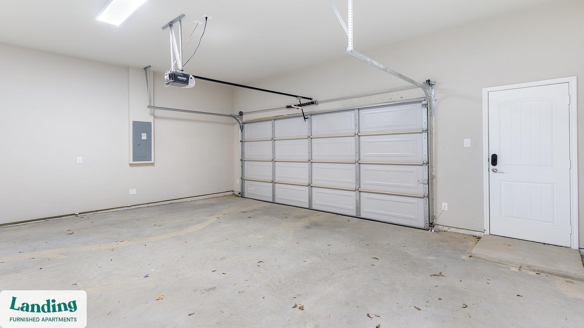 Building Photo - 400 E BB Fielder Rd