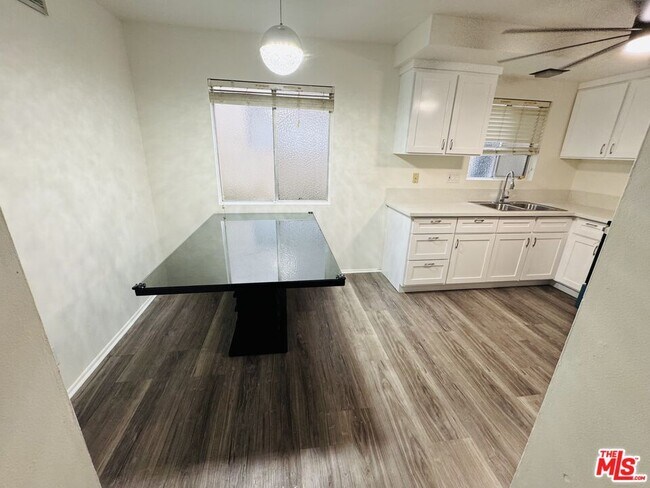 Building Photo - 14903 Normandie Ave