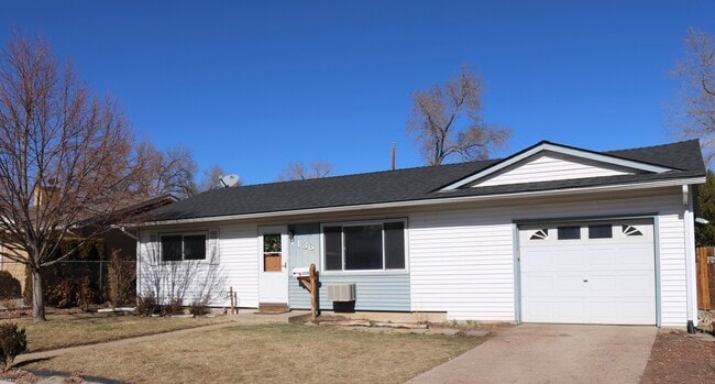 Building Photo - 1136 Florence Ave