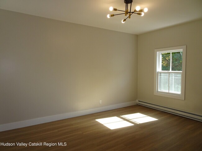 Building Photo - 167 NY-23