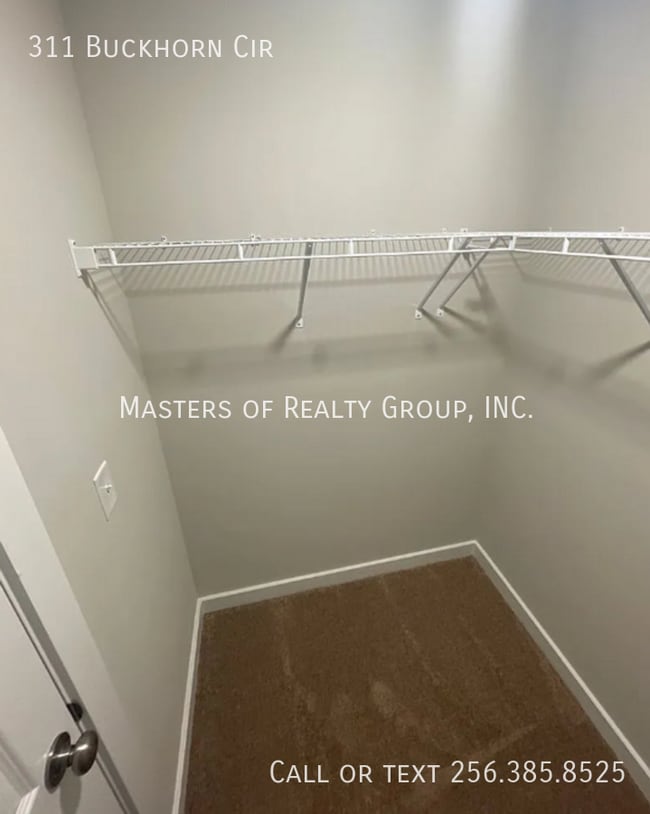 Building Photo - 311 Buckhorn Cir