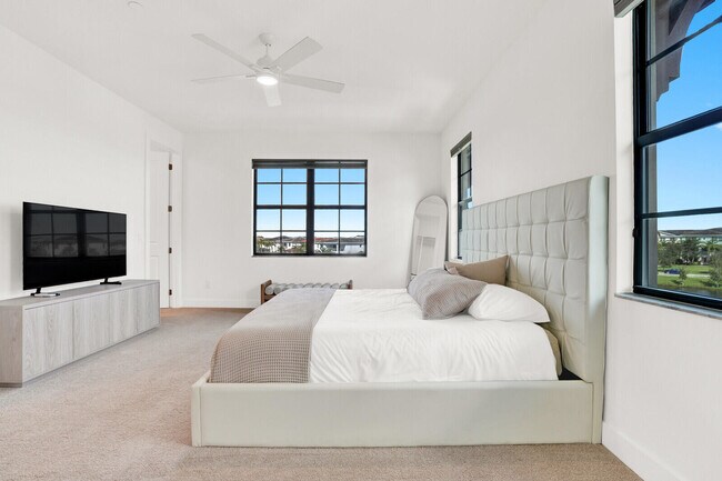 Building Photo - 12711 Machiavelli Way