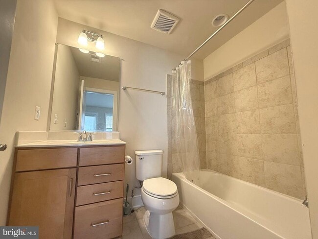 Building Photo - 321 Hendrix Ave