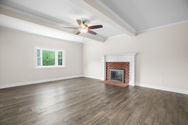 Building Photo - 6337 Louisianna Rd