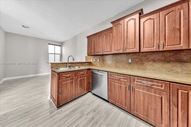 Building Photo - 4341 SW 160th Ave