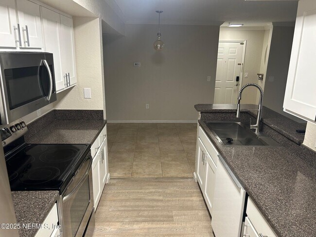 Building Photo - 440 Timberwalk Ct