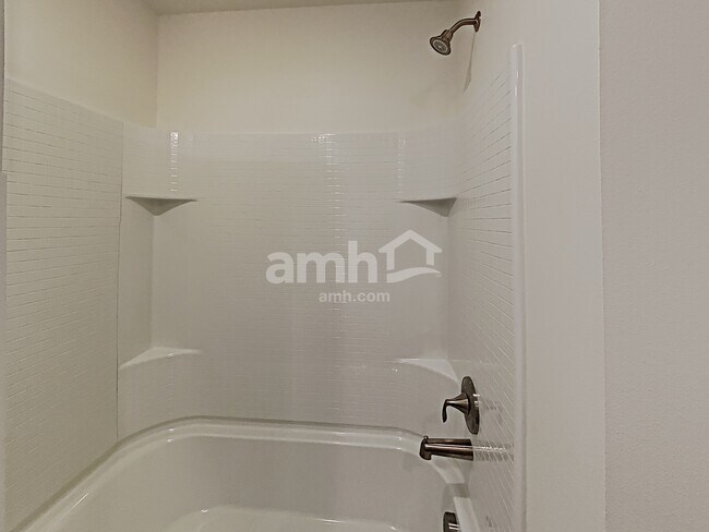 Building Photo - 1508 193rd St Ct E