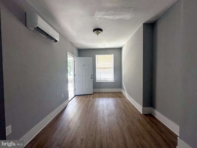 Building Photo - 6041 Hazel Ave