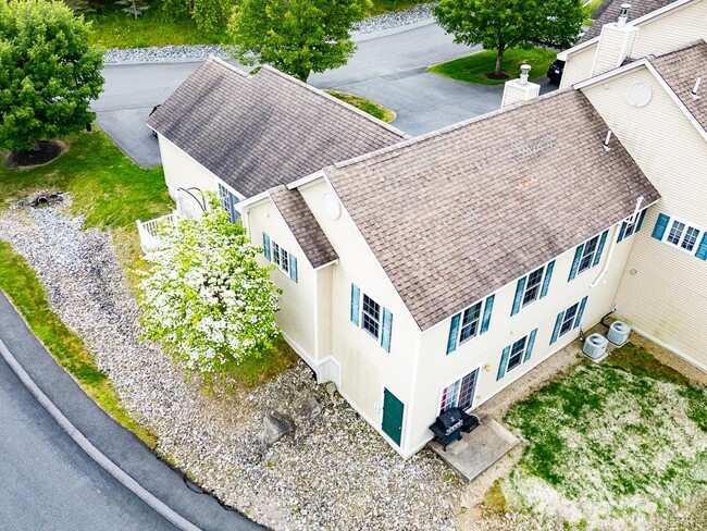 Building Photo - 30/28 Mountain Village Rd