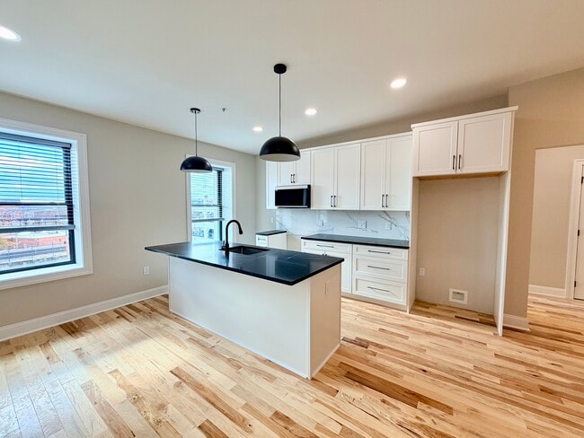 Building Photo - Lackawanna Ave