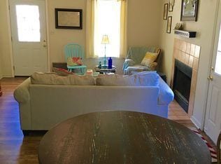 Building Photo - Old 242