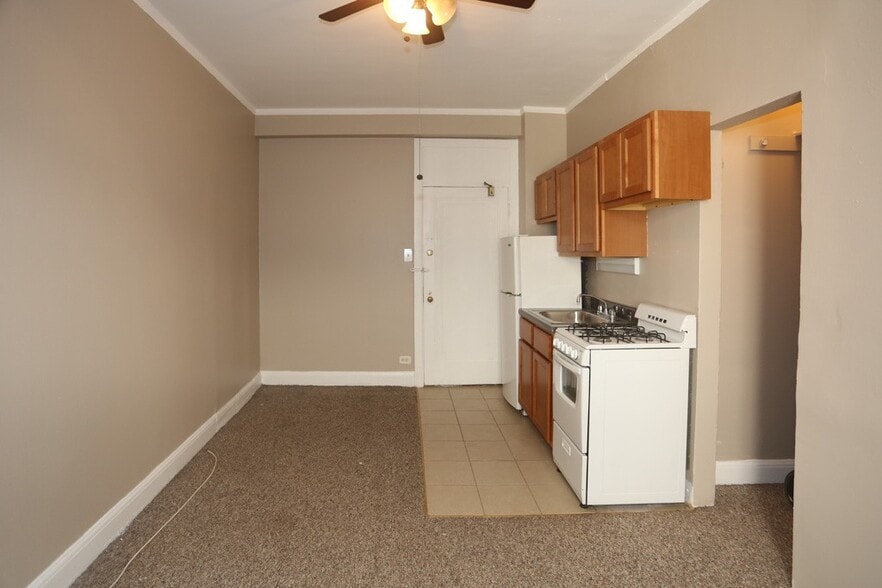 Building Photo - 3836 N Fremont St