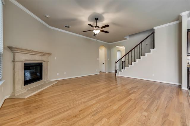 Building Photo - 2025 Zander Dr