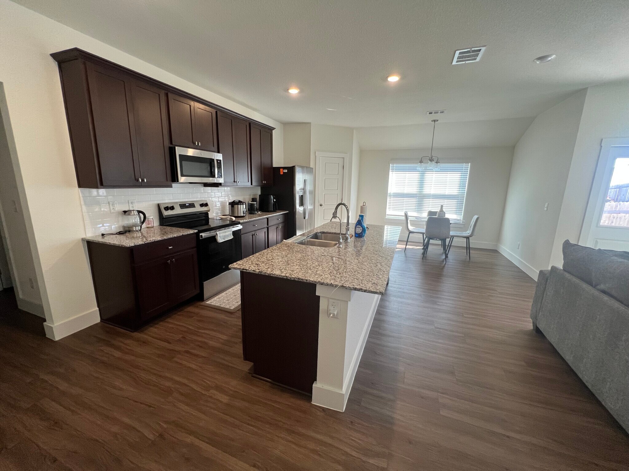 Building Photo - 258 Fawn Ridge Dr