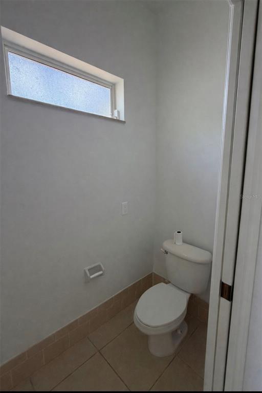 Building Photo - 9460 Hayward Rd