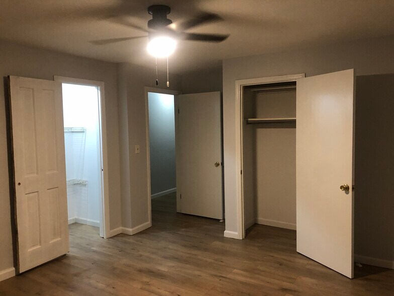 Building Photo - 114 Lawton St