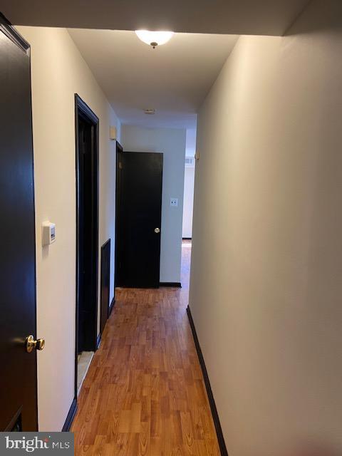 Building Photo - 612 COUNTRY