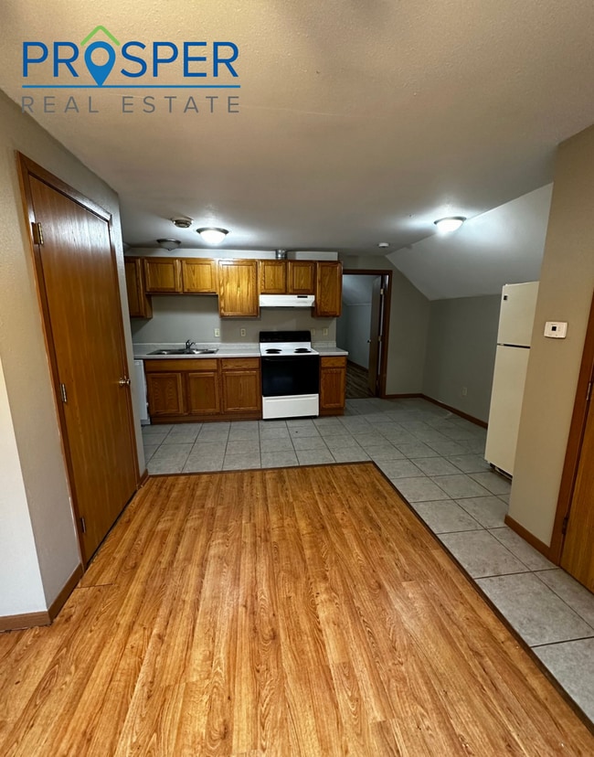 Building Photo - NI709X