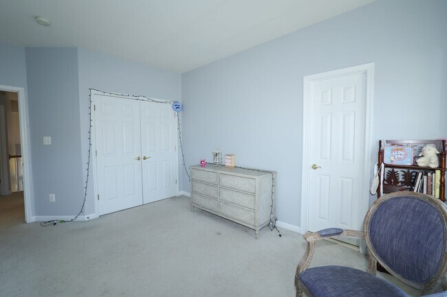 Building Photo - BEAUTIFUL SINGLE FAMILY HOME IN LANSDOWNE