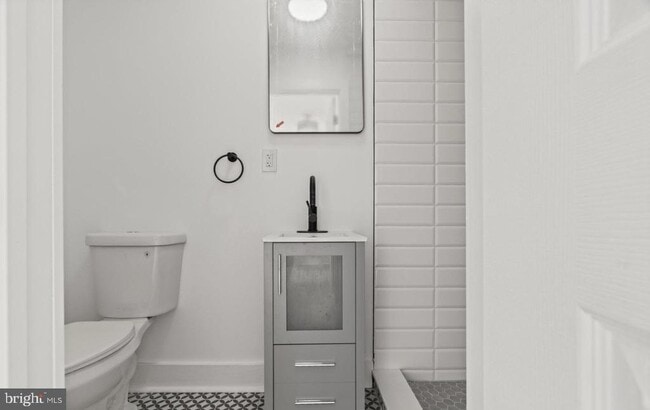 Building Photo - 116 Fern St