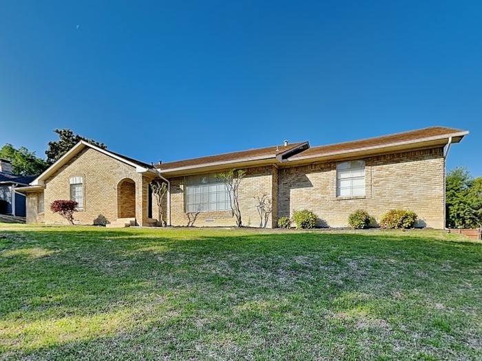 Primary Photo - 3305 Hampden Dr