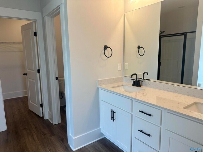 Building Photo - 12515 Buck Rd