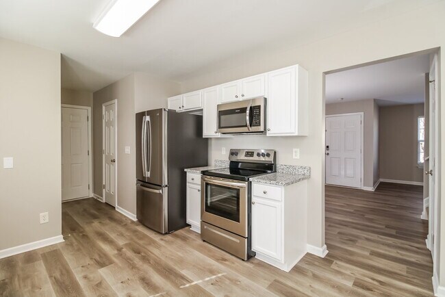 Building Photo - 1220 Maple Ridge Dr