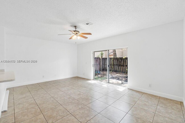 Building Photo - 16035 Emerald Cove Rd