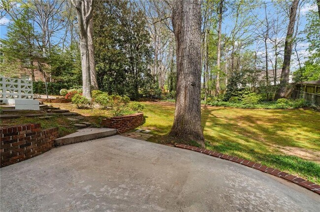 Building Photo - 274 Land O Lakes Ct NE