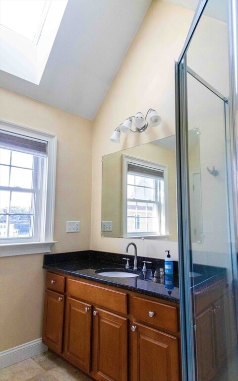 Building Photo - 171 N Main St