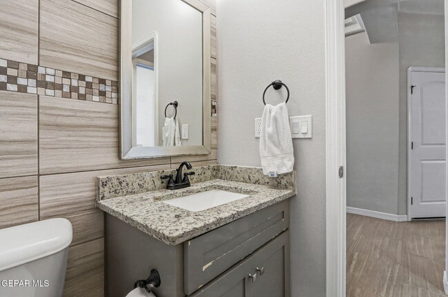 Building Photo - 14853 Oldenberg Ct