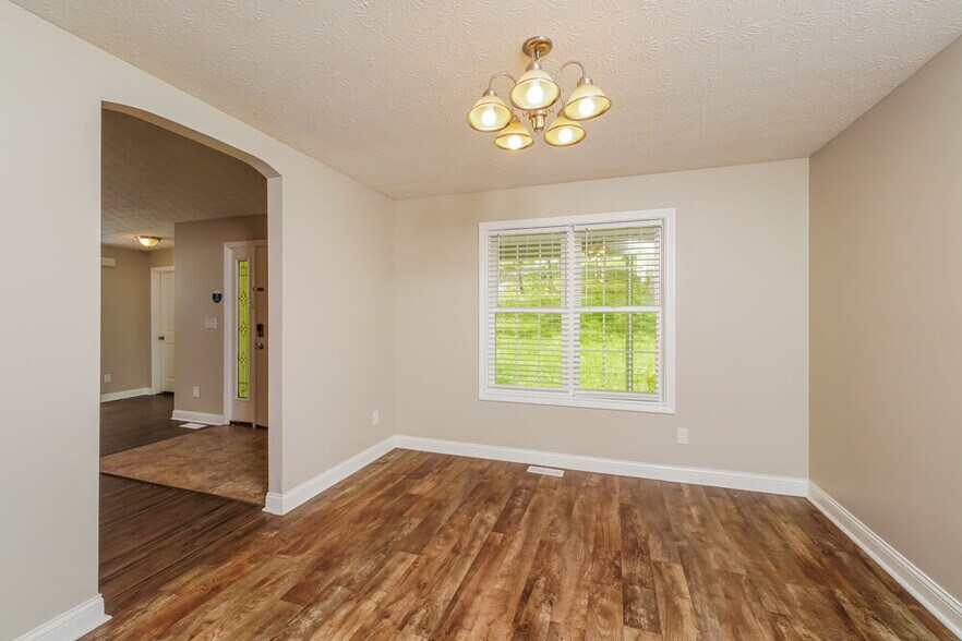 Building Photo - 112 Mojave Terrace