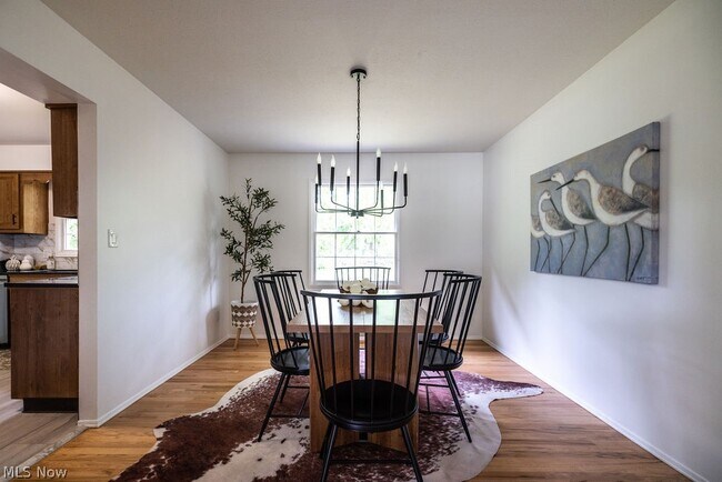 Building Photo - 2445 Olentangy Dr