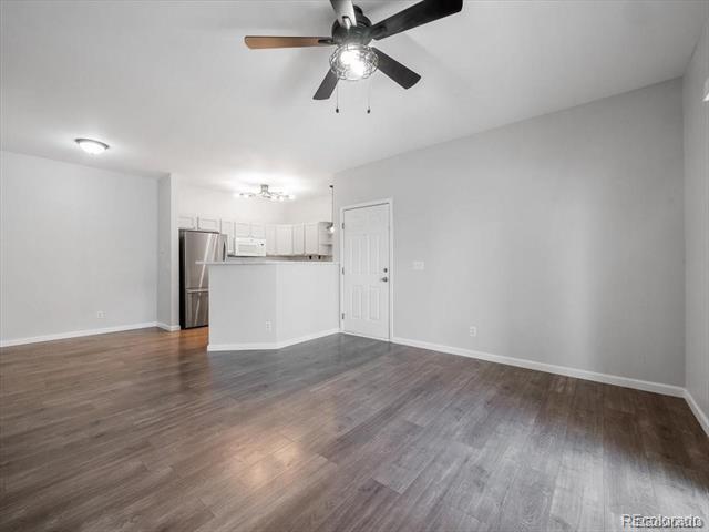 Building Photo - 10734 W 63rd Pl