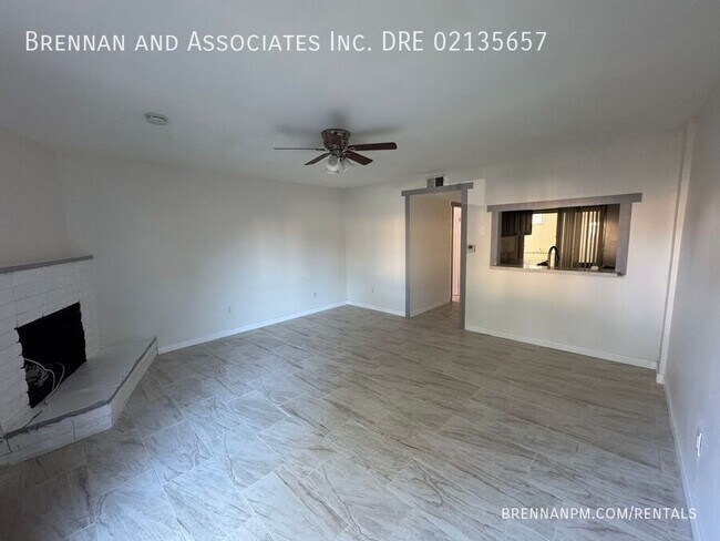 Building Photo - 450 Woodlawn Ave