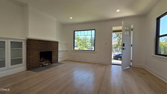 Building Photo - 5163 El Rio Ave