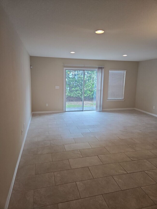 Building Photo - Mesmerizing Single-Family Home | 2 BR/2BA | Amenities: Pool| In St. Augustine