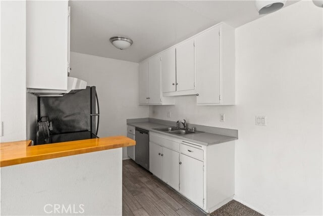 Building Photo - 576 N Bellflower Blvd