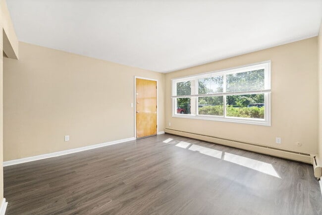 Building Photo - 51623 Mound Rd