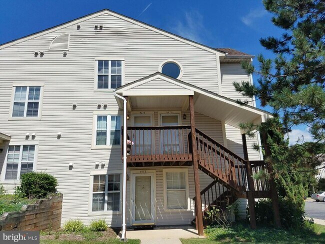 Building Photo - 9377 Scarlet Oak Dr
