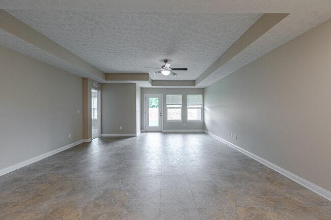 Building Photo - 307 Breckinridge Cir