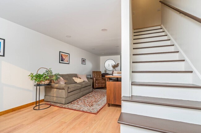 Building Photo - 80 Wertman Ln