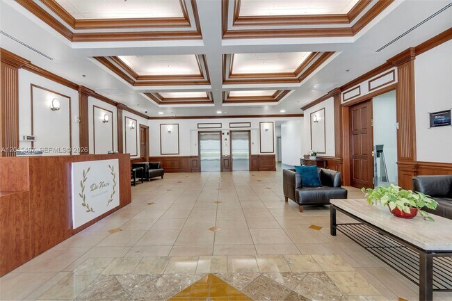 Building Photo - 2665 SW 37th Ave
